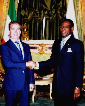 El presidente ruso, Dimitri Medvedev y de Guinea Ecuatorial, Teodoro Obiang