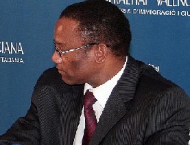 Aiuba Cuereneia, ministro de Planificación y Desarrollo de Mozambique