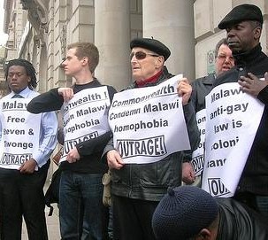 Protesta en Londres para la liberación de la pareja gay de Malaui 